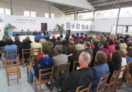 Mais de 150 pessoas participaram do evento alusivo aos 50 anos de atividades do Escritório Municipal da Emater/RS-Ascar de Encantado  (Foto: Tiago Bald)