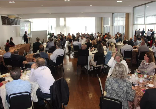 AnyConv.com__Com palestra do prefeito de Estrela, Cacis retomou as reuniões-almoço (2)_ (1)