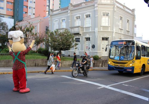 Buti parou o trânsito (Foto: Divulgação)