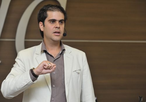 Gabriel Carneiro Costa irá tratar de questões sobre satisfação pessoal, sucesso profissional, metas, sonhos, medos e crenças (Foto: Divulgação)