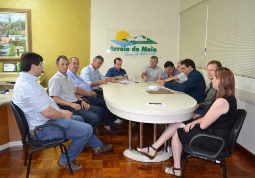 Líderes estiveram reunidos esta semana no Gabinete do Executivo (Foto: Carina Marques)