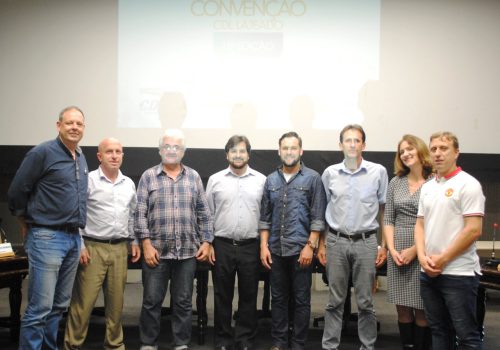 Grupo de vereadores e representantes da CDL Lajeado (Foto: Jaqueline Backes)