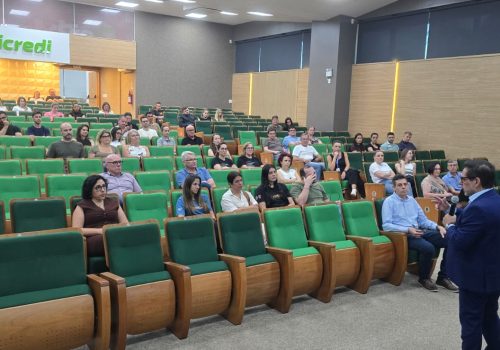 novembro - Palestrante