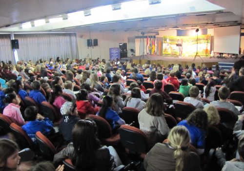 Peça teatral foi uma das atrações do V Seminário Viva o Taquari Vivo (Foto: Rodrigo Gallas)