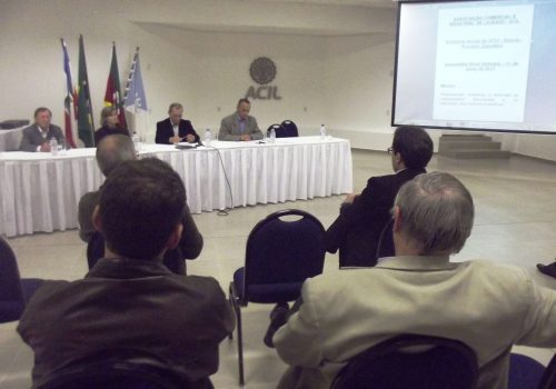 Associados ouviram relato das atividades da Acil em 2012 (Foto: Divulgação)