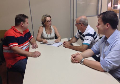 Encontro foi entre secretária do Planejamento, Marta Peixoto, e dirigentes do Sinduscom-VT (Foto: Divulgação)
