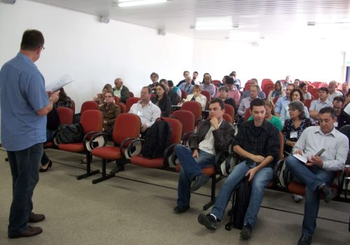 Cerca de 50 pessoas participaram da reunião em Nova Araçá (Foto: Divulgação)